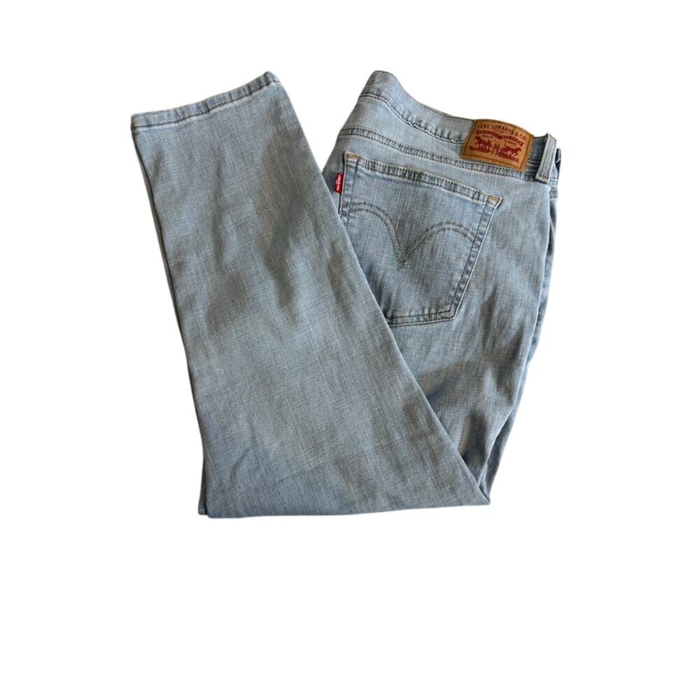 Levi's jeans classic straight leg blue light wash denim boyfriend Sz 32 US 14